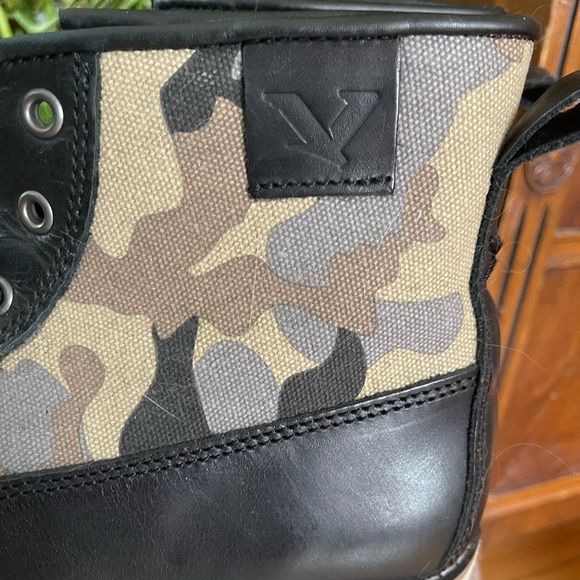 TERRITORY black and camo lightweight boots. Excellent condition - Picture 2 of 7